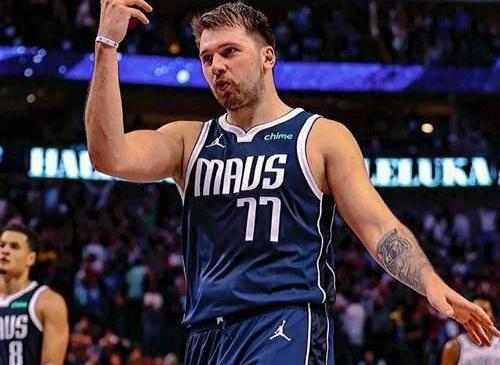 包含独行侠教练压力巨大！，东契奇遭遇二十持续失利气势如虹延续的词条