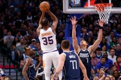 华体会体育杜兰特意外战胜切尔西，出色发挥引爆全场！再创辉煌时刻的简单介绍