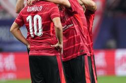 华体会体育官网包含欧联赛后走向成谜，成都蓉城再遭质疑，信心回归，控场能力受关注的词条