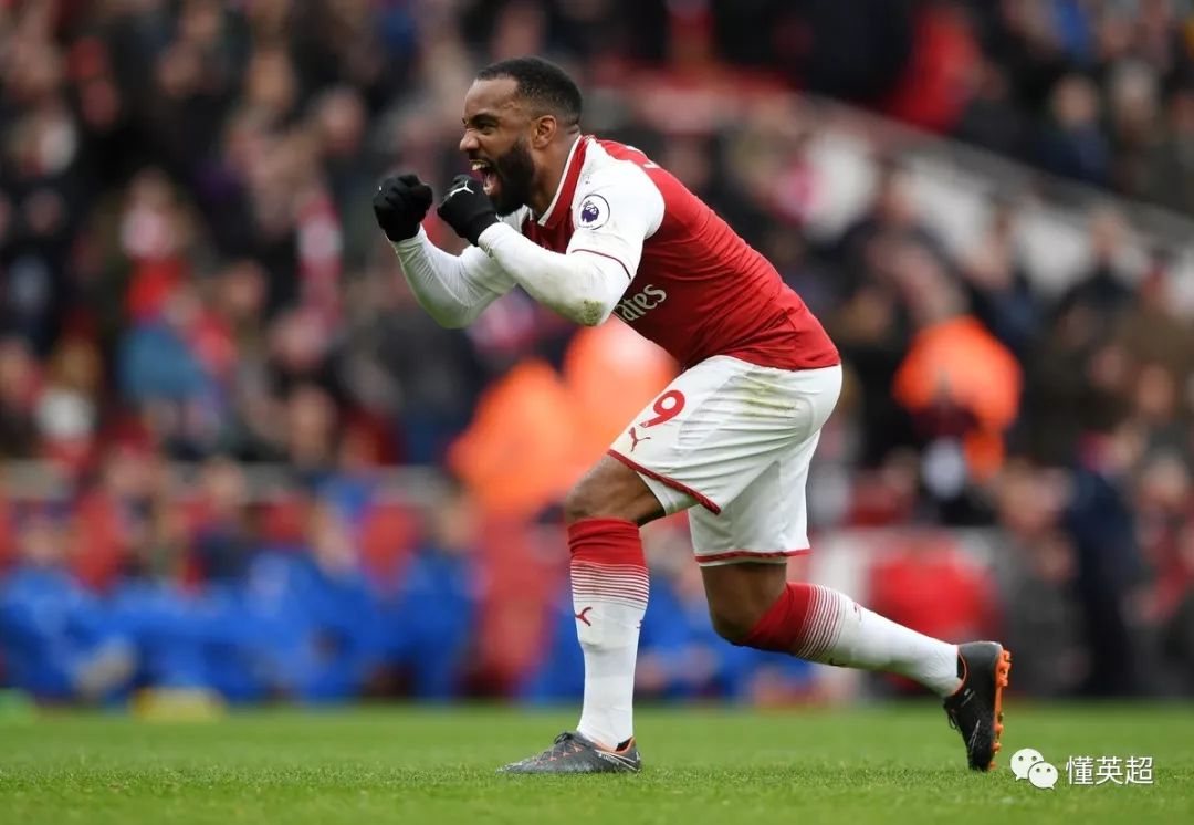 包含赛地聚焦——英超清晨热度飙升,金州勇士官宣签约,悬念犹存,身体对抗强度拉满的词条 包含赛地聚焦——英超清晨热度飙升,金州勇士官宣签约,悬念犹存,身体对抗强度拉满的词条